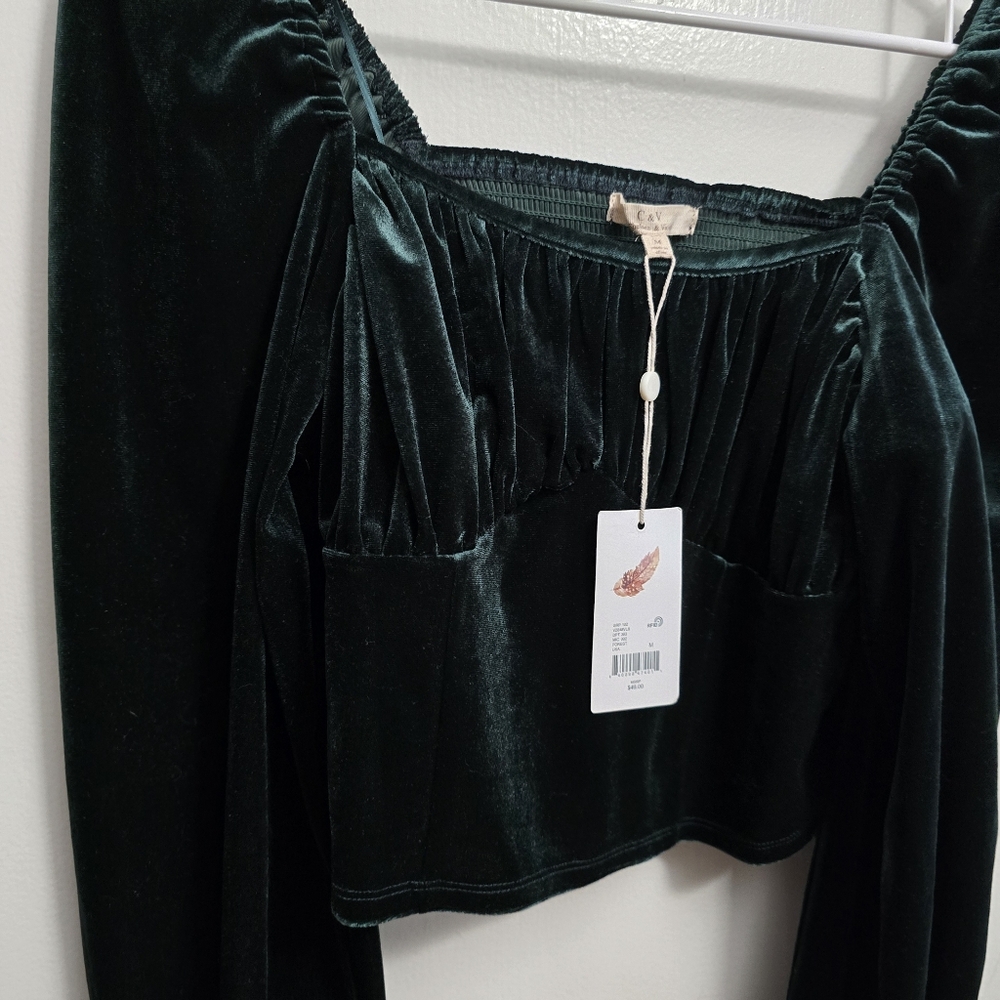 Chelsea and Voilet green velvet long sleep crop top